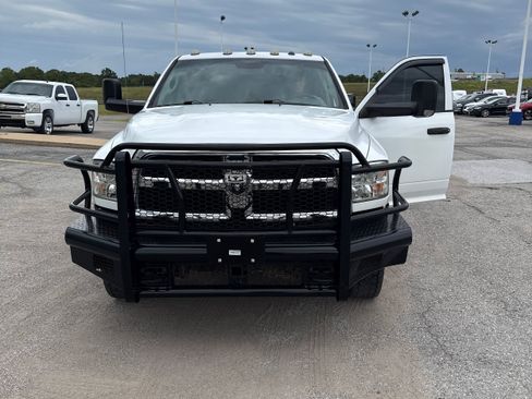 Used 2018 RAM 3500 Tradesman w/ Chrome Appearance Group AWD/4WD image 1