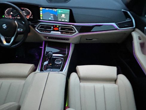 Used 2021 BMW X5 xDrive40i image 8