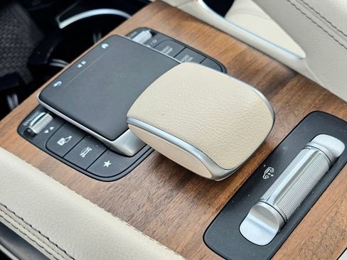 Certified 2024 Mercedes-Benz GLS 450 4MATIC image 38