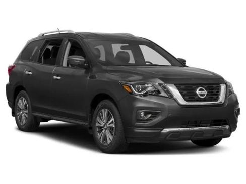 Used 2019 Nissan Pathfinder SL w/ SL Premium Package FWD image 9