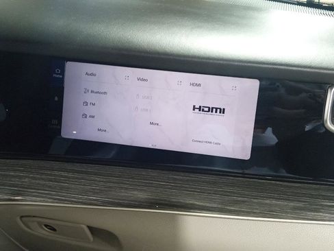 Used 2022 Jeep Wagoneer Series III w/ Premium Group I image 32