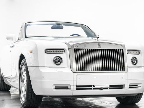 Used 2008 Rolls-Royce Phantom Drophead Coupe RWD image 3