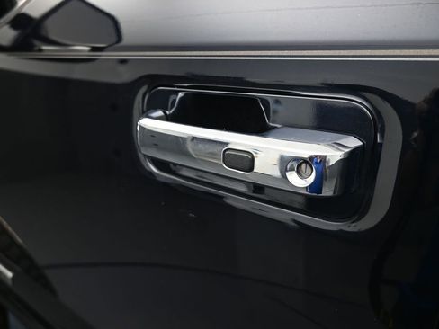 Used 2022 Ford F350 Platinum image 38