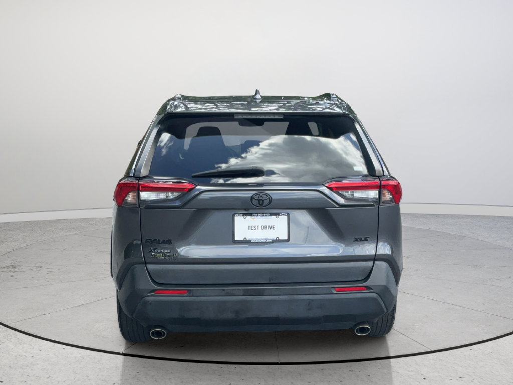 Used 2023 Toyota RAV4 XLE w/ Convenience Package FWD image 7