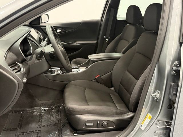 Used 2025 Chevrolet Malibu LT FWD image 10