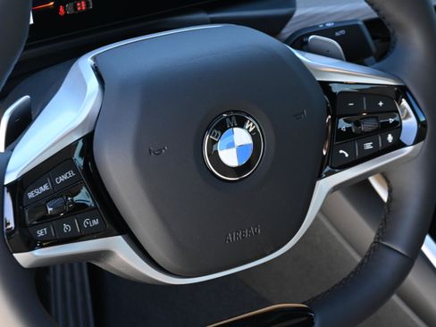 Used 2026 BMW 330i Sedan w/ Premium Package RWD image 18