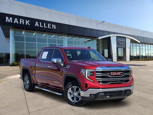 Used 2024 GMC Sierra 1500 SLT w/ SLT Convenience Package AWD/4WD image 1