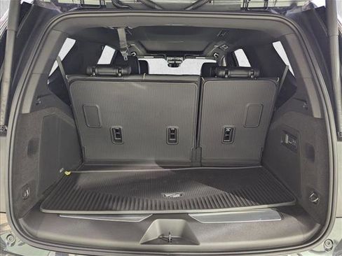 New 2026 Cadillac Escalade Luxury w/ LPO, Floor Liner Package image 10