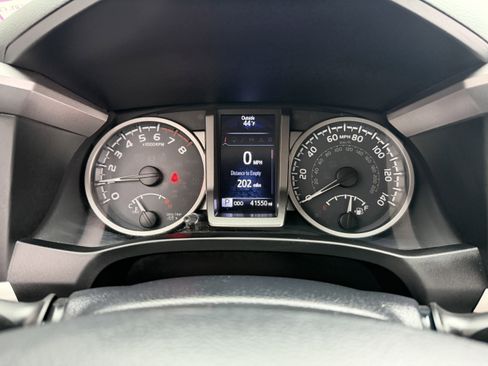 Used 2019 Toyota Tacoma SR5 image 35