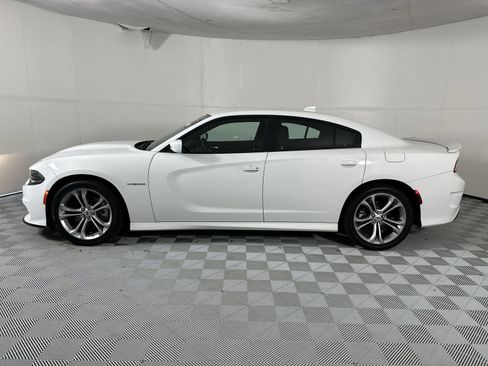 Used 2022 Dodge Charger R/T RWD image 5