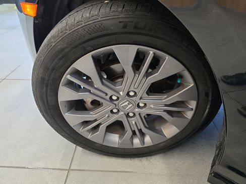 Used 2025 Honda Odyssey Touring image 35