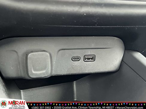 Certified 2024 Chevrolet Trax RS w/ Driver Confidence Package image 26