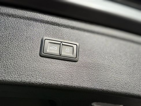 Used 2023 Audi Q5 2.0T Premium Plus w/ Premium Plus Package image 14