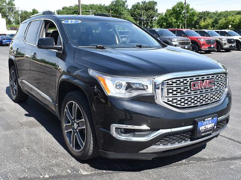 Used 2017 GMC Acadia Denali AWD/4WD image 15