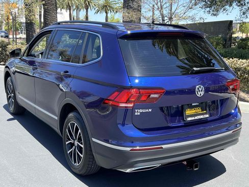 Used 2021 Volkswagen Tiguan SE FWD image 2