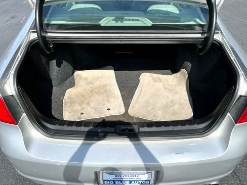 Used 2010 Buick Lucerne CXL image 13