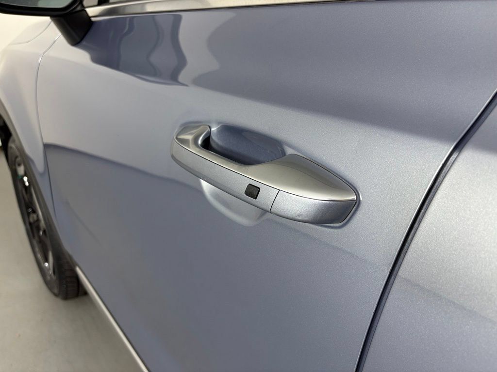 Used 2025 Kia Telluride S FWD image 12