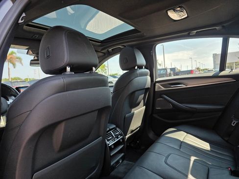 Used 2019 BMW 540i xDrive w/ M Sport Package image 18