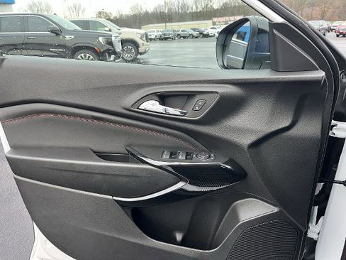 New 2026 Chevrolet Trax RS w/ Driver Confidence Package image 11