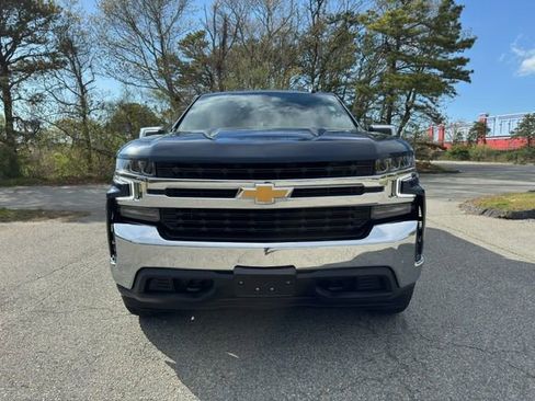 Used 2022 Chevrolet Silverado 1500 LT AWD/4WD image 7