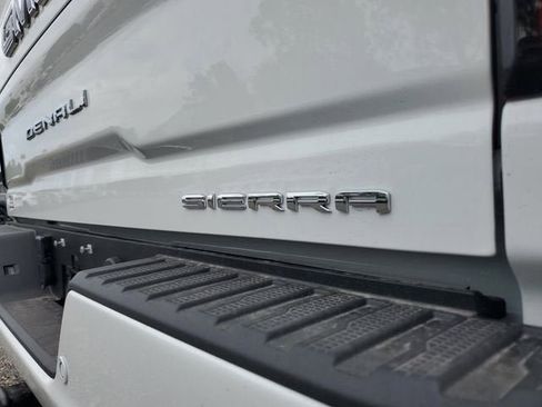 New 2026 GMC Sierra 3500 Denali Ultimate AWD/4WD image 8