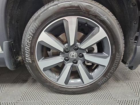 Used 2024 Honda Pilot Touring image 49