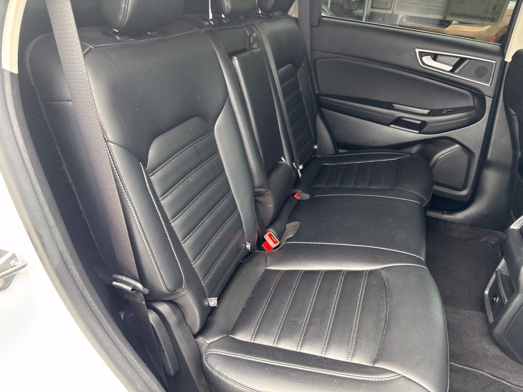 Used 2024 Ford Edge SEL AWD/4WD image 19