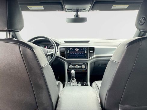 Used 2020 Volkswagen Atlas Cross Sport SEL image 20