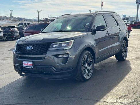 Used 2018 Ford Explorer Sport w/ Equipment Group 401A image 8