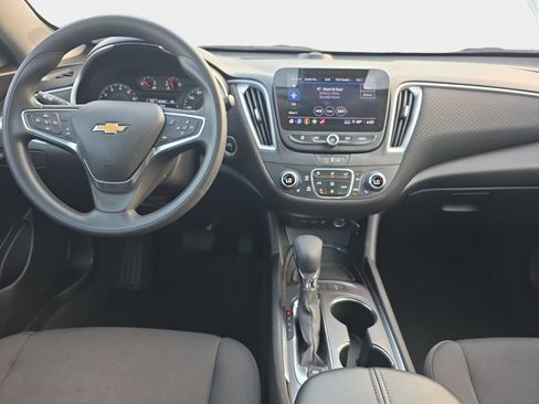 Used 2024 Chevrolet Malibu LT FWD image 14