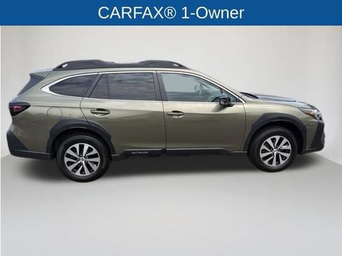 Used 2024 Subaru Outback Premium AWD/4WD image 7