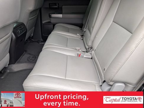 Used 2019 Toyota Sequoia SR5 AWD/4WD image 11