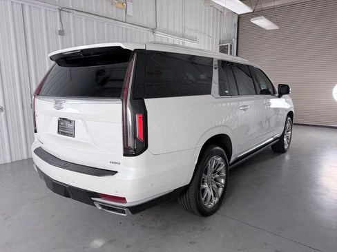 Used 2023 Cadillac Escalade ESV Premium Luxury Platinum w/ LPO, Radiant Package AWD/4WD image 5