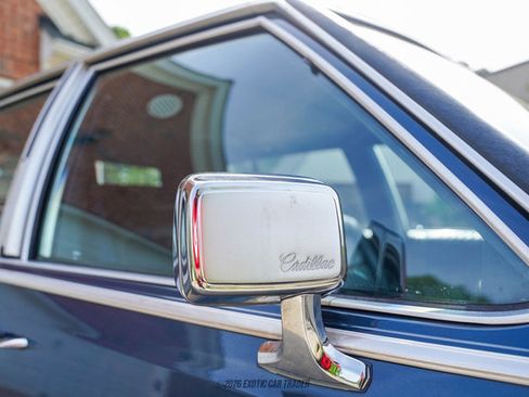 Used 1989 Cadillac Brougham RWD image 37