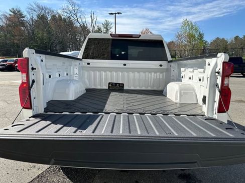 Used 2025 Chevrolet Silverado 1500 Custom AWD/4WD image 15
