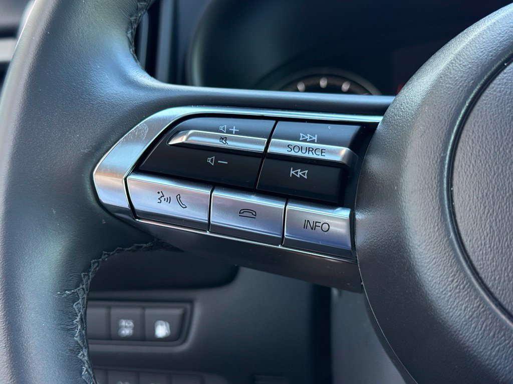 Used 2025 MAZDA CX-50 AWD 2.5 Hybrid w/ Premium Pkg image 23