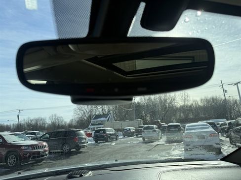 Used 2020 Jeep Grand Cherokee Overland image 29