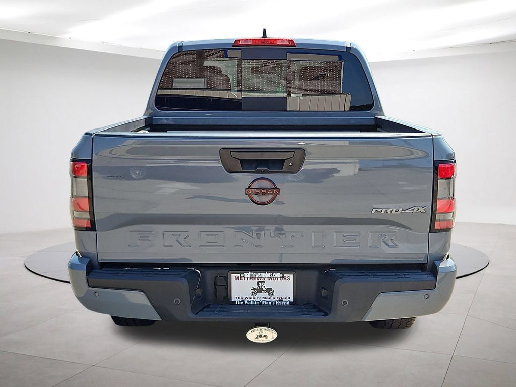 Used 2023 Nissan Frontier PRO-4X w/ Pro Convenience Package AWD/4WD image 6