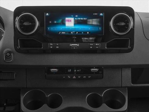 New 2025 Mercedes-Benz Sprinter 2500 image 7