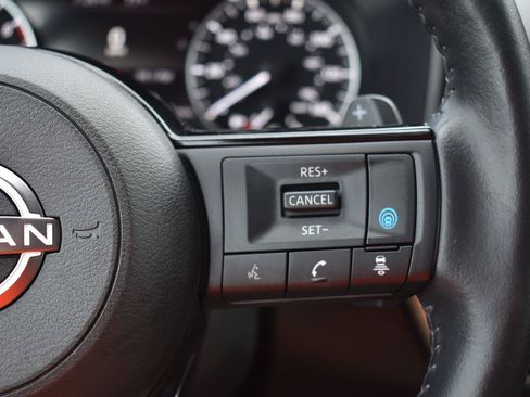 Used 2023 Nissan Rogue SV w/ SV Premium B Package FWD image 32