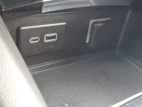 Certified 2023 Buick Envision Essence FWD image 28