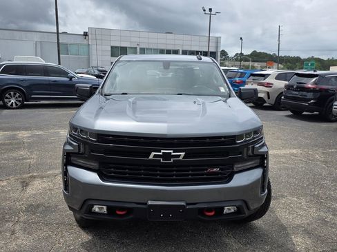 Used 2019 Chevrolet Silverado 1500 LT Trail Boss w/ Convenience Package AWD/4WD image 3