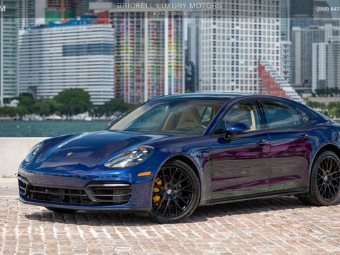 Used 2022 Porsche Panamera image 9