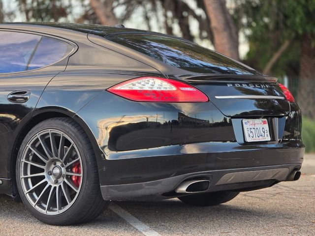 Used 2013 Porsche Panamera RWD image 19