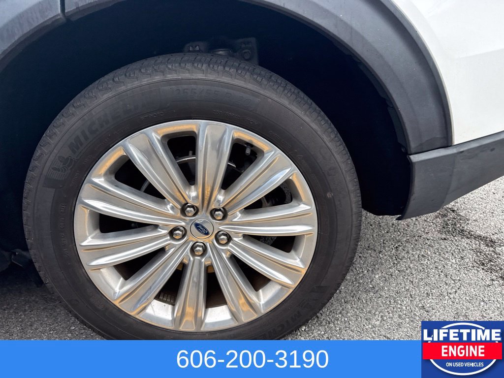 Used 2023 Ford Explorer Limited w/ Limited Technology Package AWD/4WD image 10
