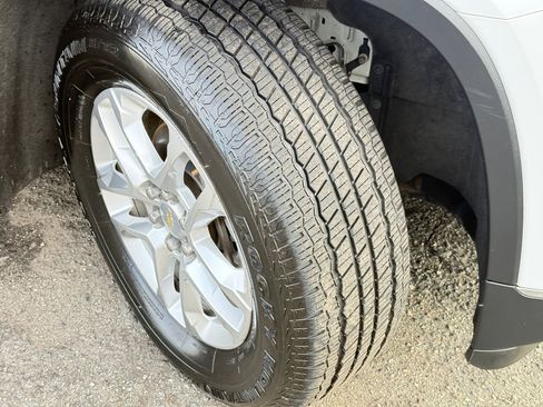 Used 2019 Chevrolet Traverse LT image 93