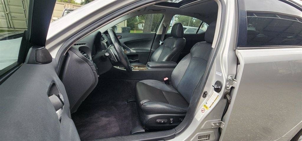 Used 2009 Lexus IS 250 RWD image 24