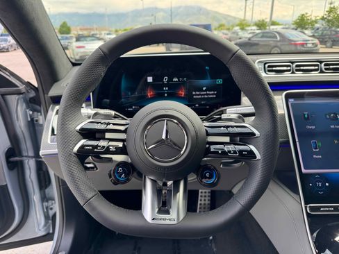 New 2025 Mercedes-Benz S 63 AMG S image 18