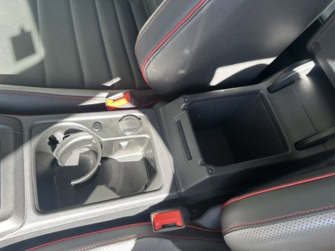 Used 2022 Volkswagen GTI SE w/ SE Leather Package image 29