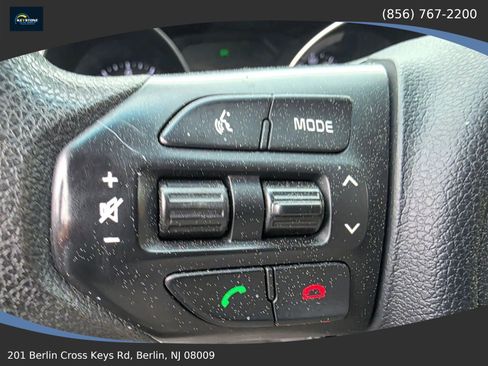 Used 2016 Kia Sedona LX w/ LX Convenience Package FWD image 22